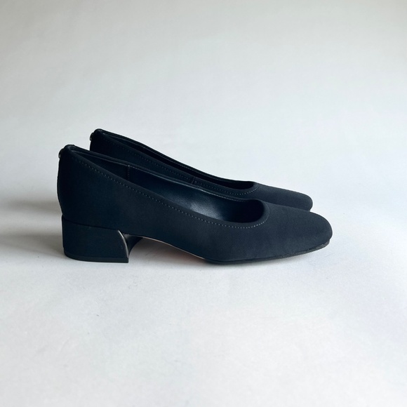 New Donald Pliner Dreww Navy Textile Rubber Outsole Square Toe Pumps size 7 - Picture 2 of 13